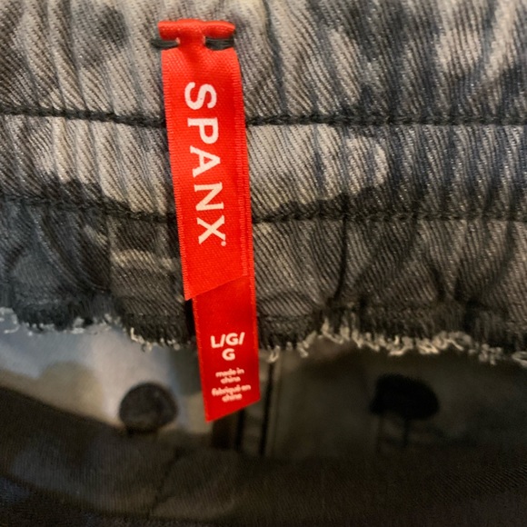 Spanx joggers size large - Picture 3 of 3